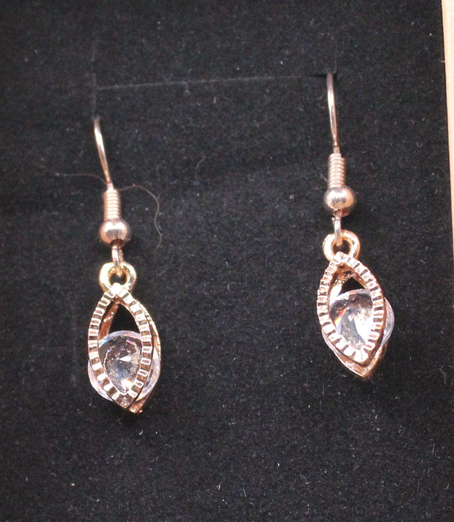 Cubic zircon earring gold