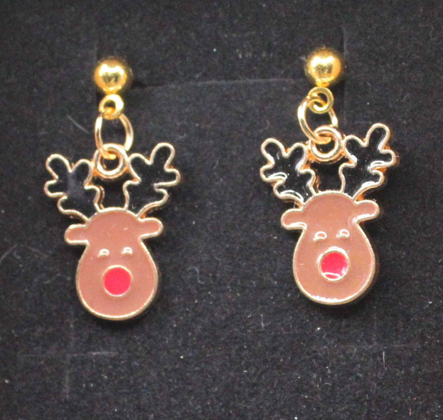 Christmas charm earring