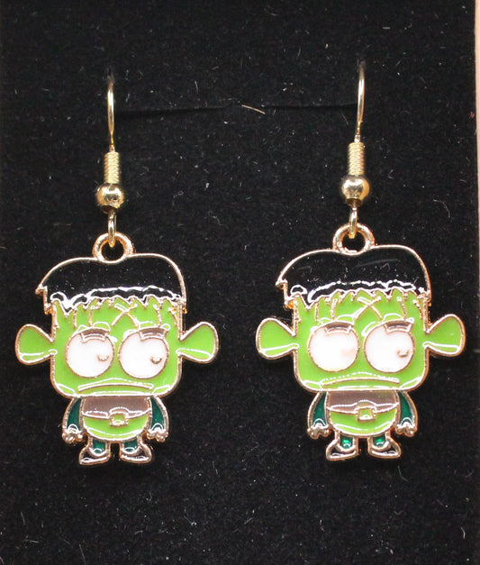 Halloween charm earring