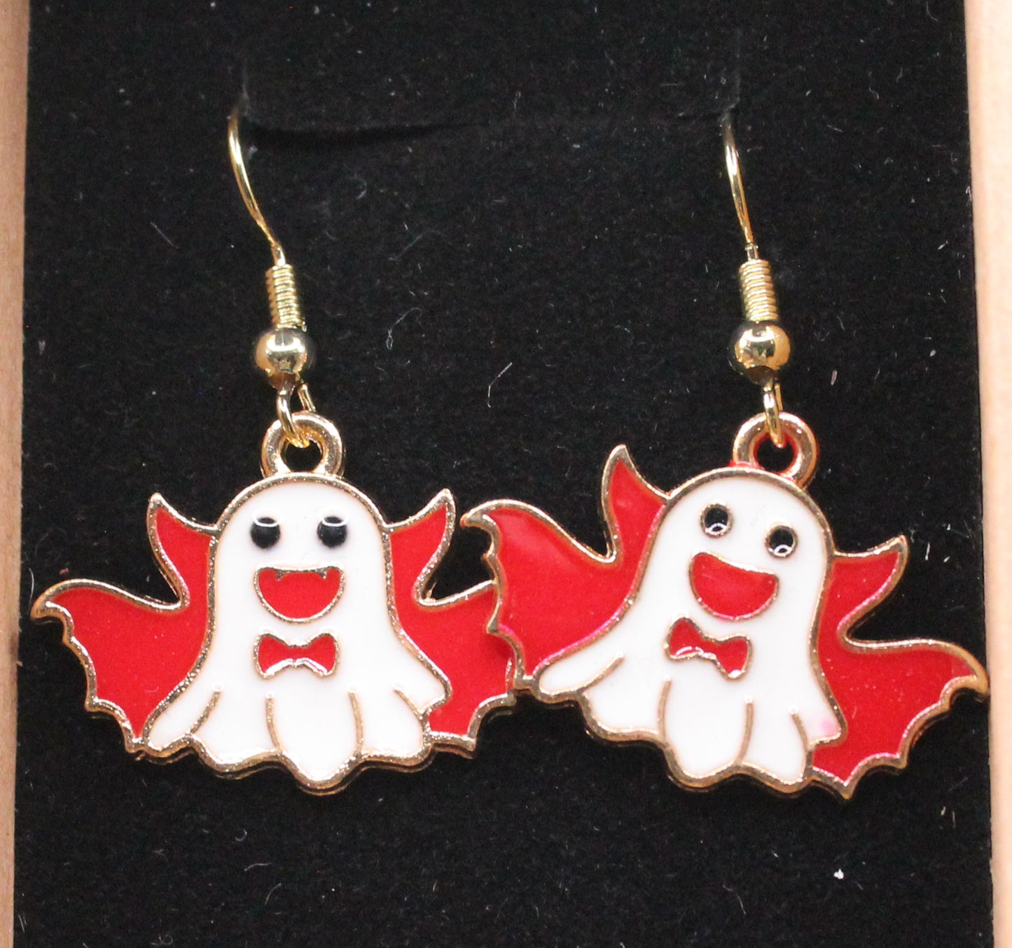 Halloween charm earring