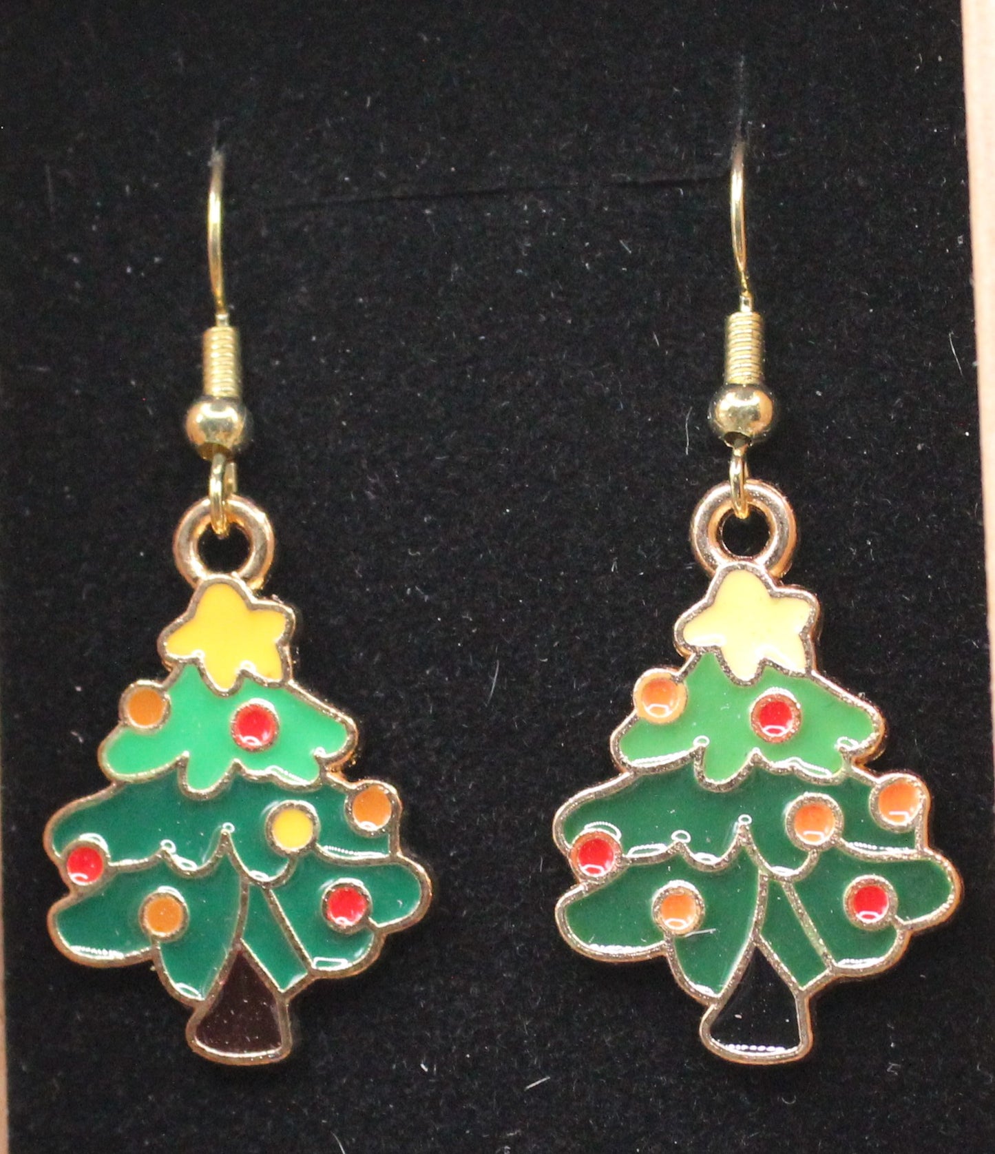 Christmas charm earring