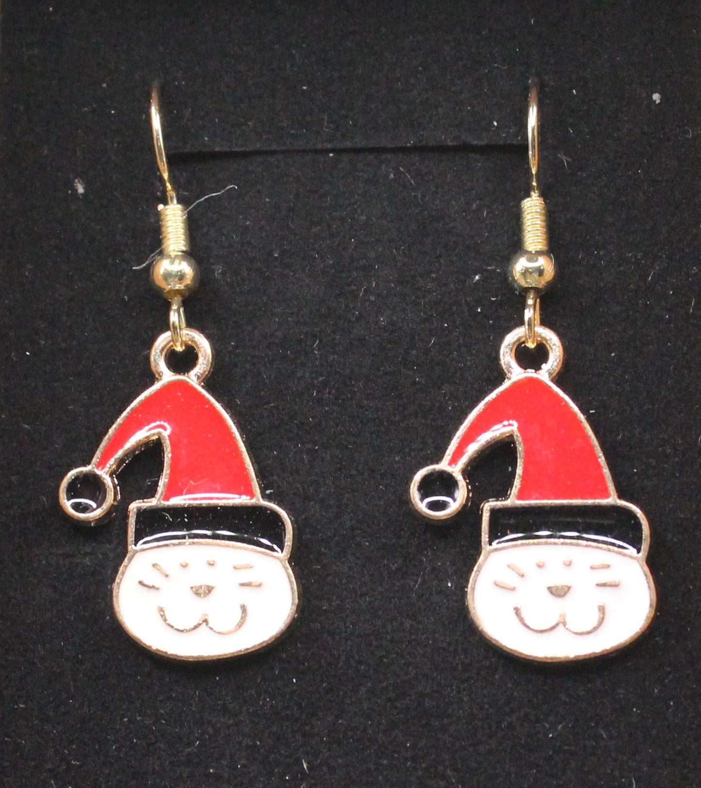 Christmas charm earring