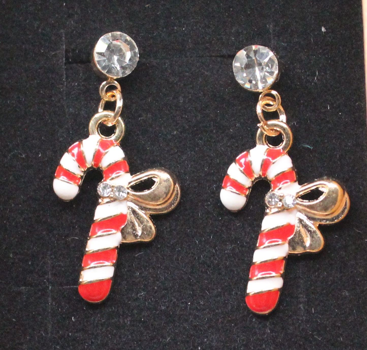 Christmas charm earring