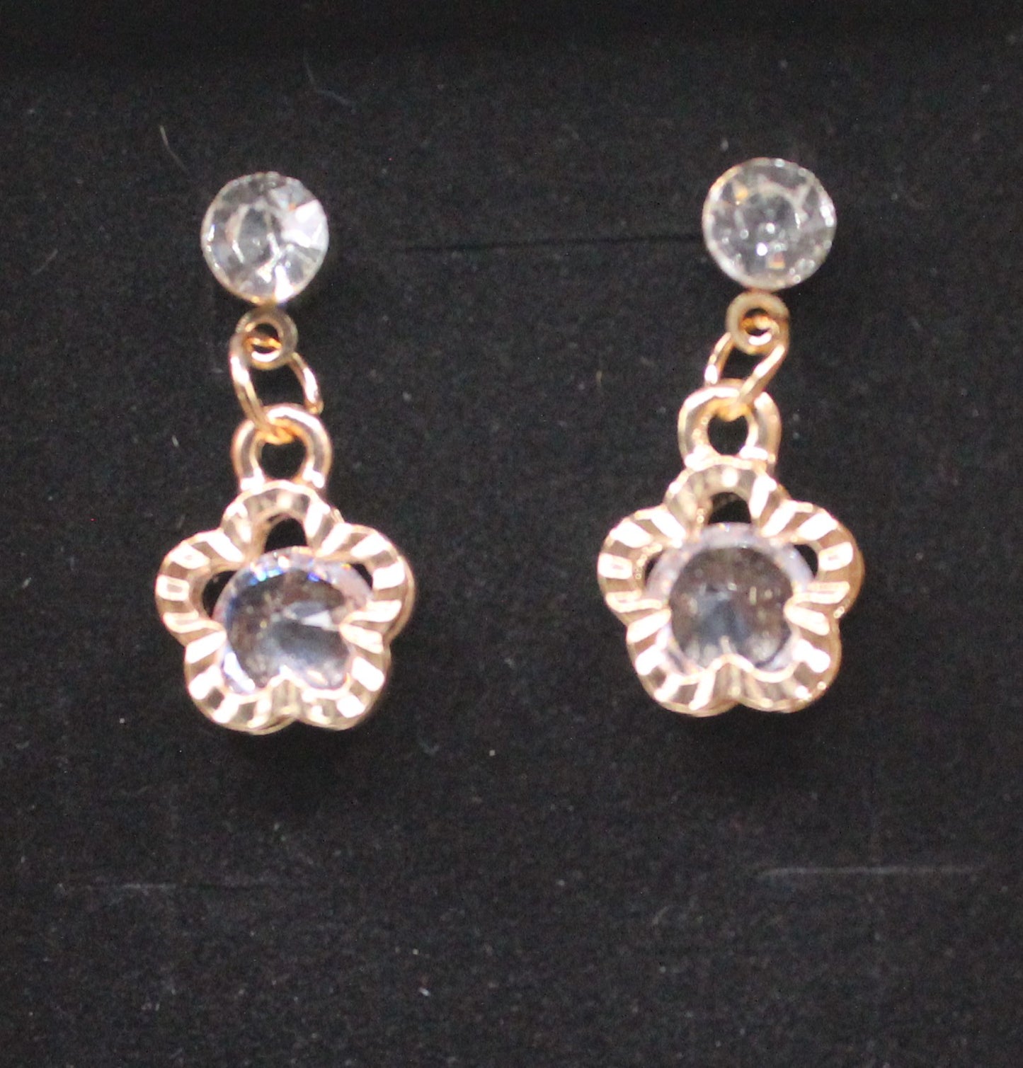 Cubic zircon earring gold