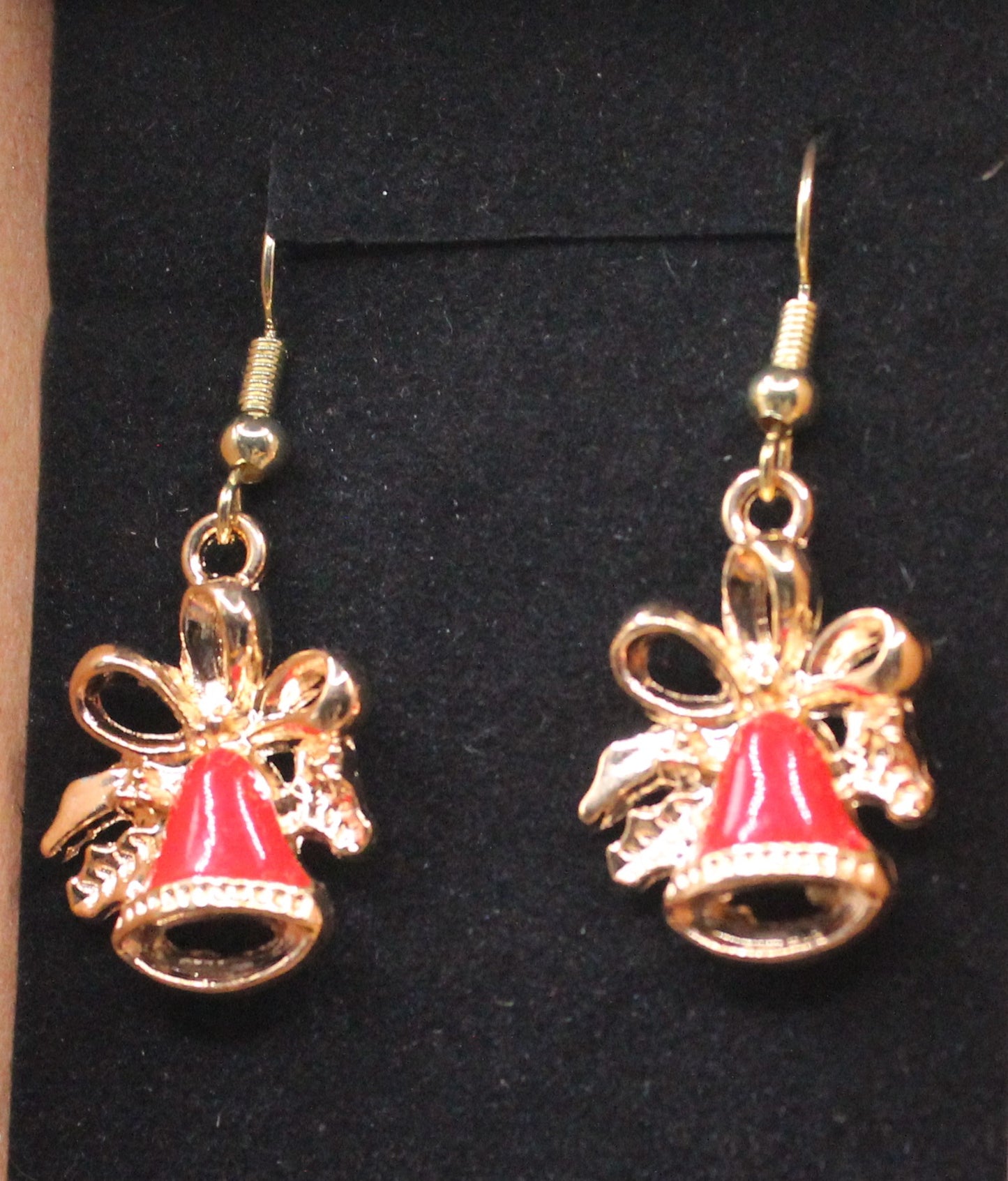 Christmas charm earring