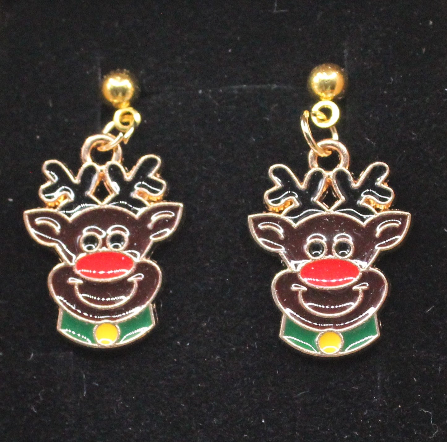 Christmas charm earring