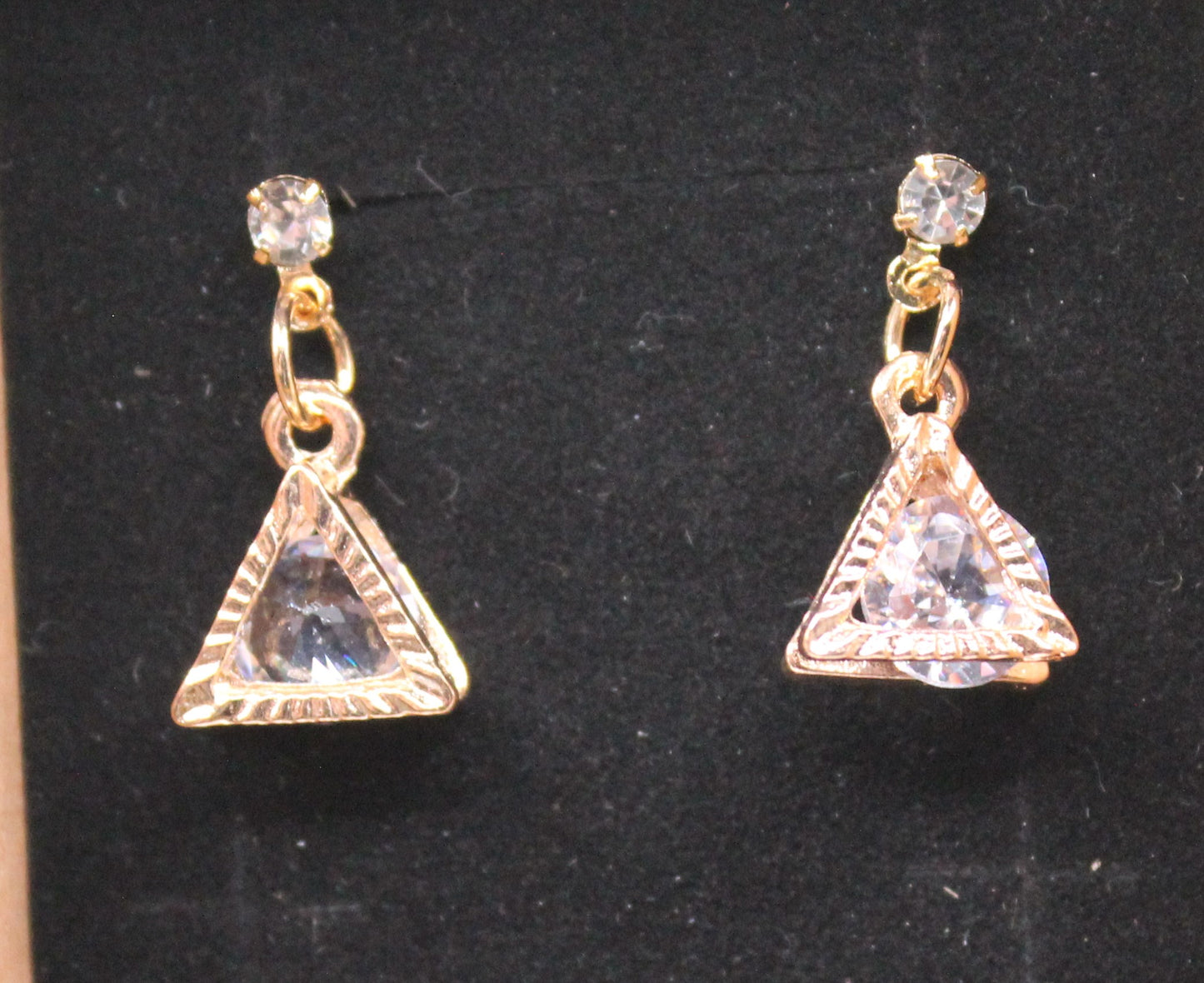 Cubic zircon earring gold