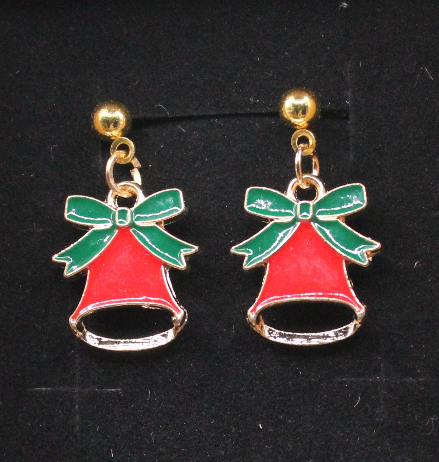 Christmas charm earring