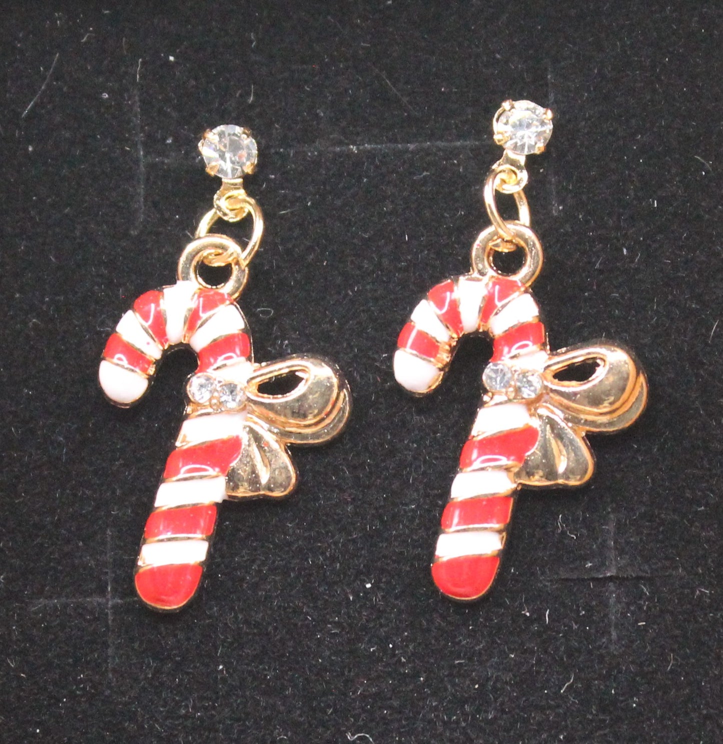 Christmas charm earring